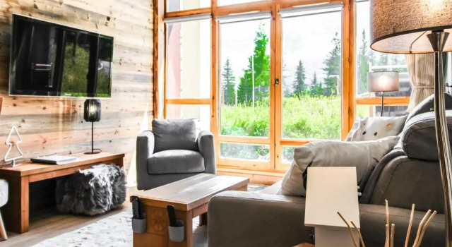 1-bed apartment in 5* Residence with mountain views, ski in, ski out