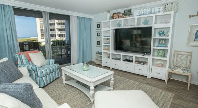Shoreline Towers 1023 - 2 Br Condo, Varaa Hotelli Hotellit Emerald Coast uima-altaalla, Uima-allas