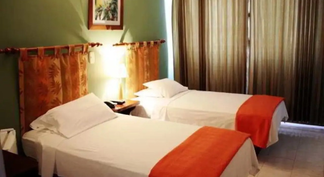 Hotel Americano Neiva, Забронировать Отель Отели в центре Нейва, в центре, Парковка
