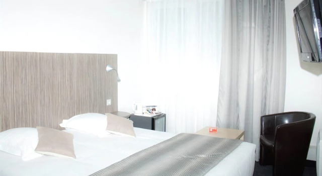 Nord Hotel, Varaa Hotelli  