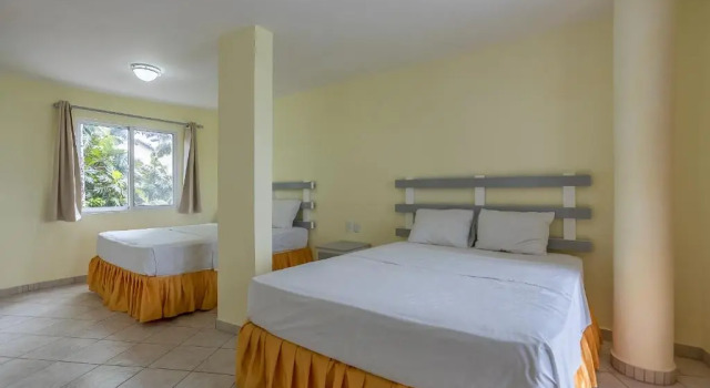 Четырёхместный номер Standard Costarena Beach Hotel
