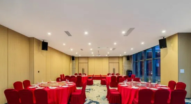 Yi Ju Life Hotel Hangzhou Bay Shangyu, Prenota Hotel Hotel a Shaoxing con parcheggio, Parcheggio