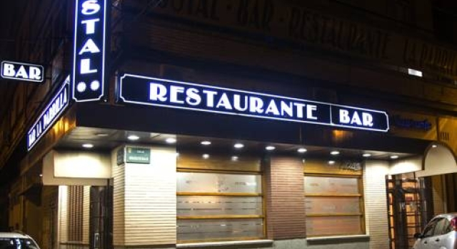 Hostal La Parrilla, Rezerwuj Hostel Tudela 