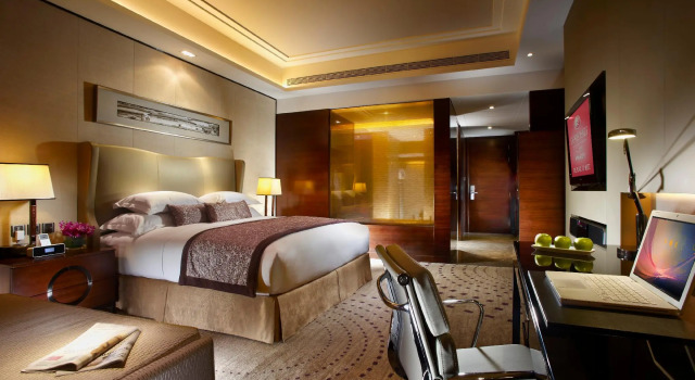 Номер Deluxe Crowne Plaza Huizhou by IHG