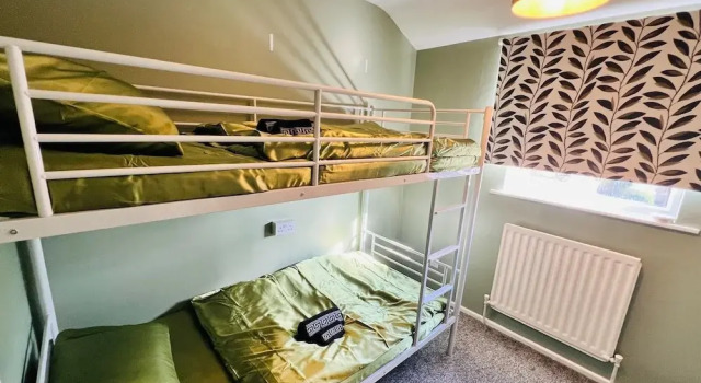Modern Comfortable Two Bedrooms House DL5 With Garden Parking and Free Wifi, Varaa Lomakoti  