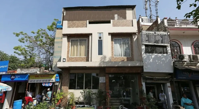 Platinum Inn