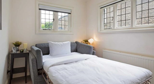 Bright 2 Bedroom Apartment in South Kensington, Varaa Huoneisto Asunnot kohteessa Merseyside, Huoneisto
