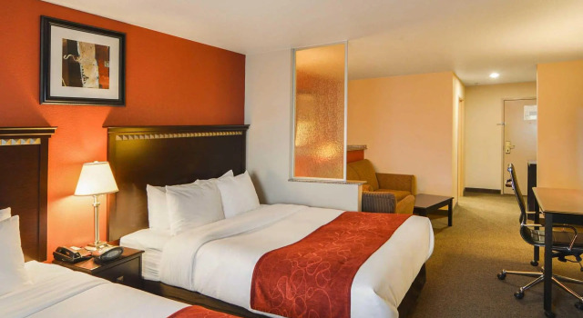 Четырёхместный люкс Candlewood Suites - Grand Prairie - Arlington by IHG