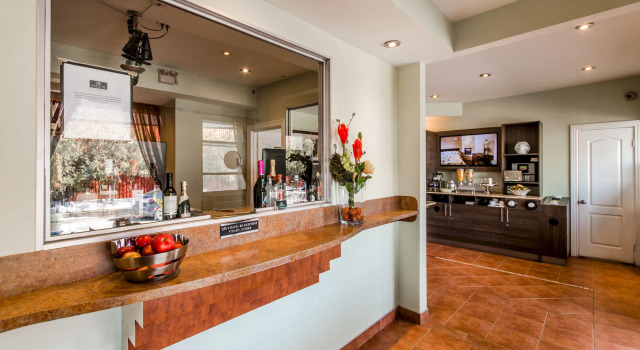 Lido Motel & Suites, Book Motel Laval Rive-Nord