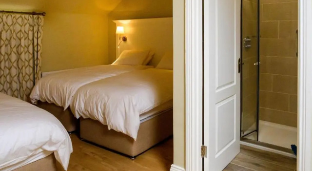 Standard familie cameră Jacobs Well B&B