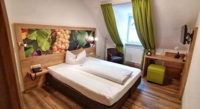 Номер Standard Gasthof Hotel Weinbau "Zum Goldenen Ochsen"