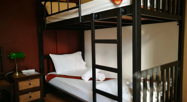 Ashi Hostel