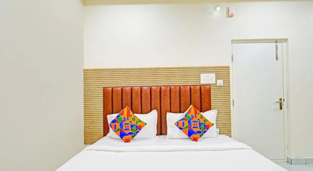 FabHotel Lexus Grand- Nr GSM Mall, Miyapur, Забронировать Отель Хайдарабад Hyderabad Region