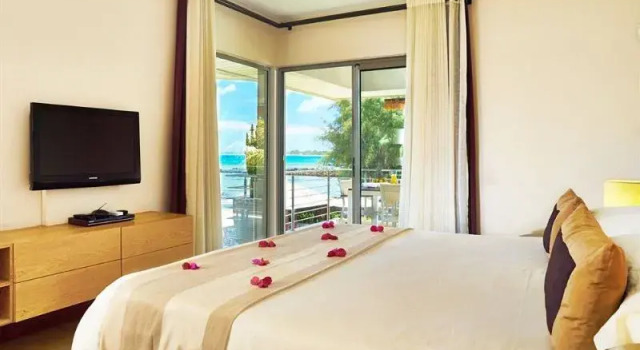 Bon Azur Beachfront Suites & Penthouses, Rezerwuj Hotel Trou aux Biches Mauritius North Coast