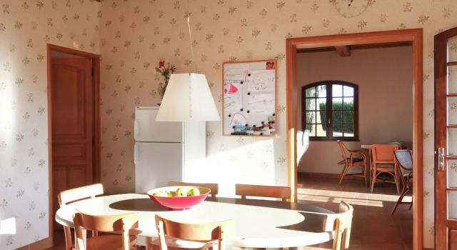 Lovely Villa in La Coquille with Swimming Pool, Prenota Villa Hotel a Aquitania con parcheggio, Parcheggio