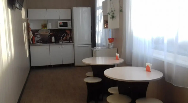 Gostevoi dom Ryadom, Rezerwuj Hotel Matveevka 