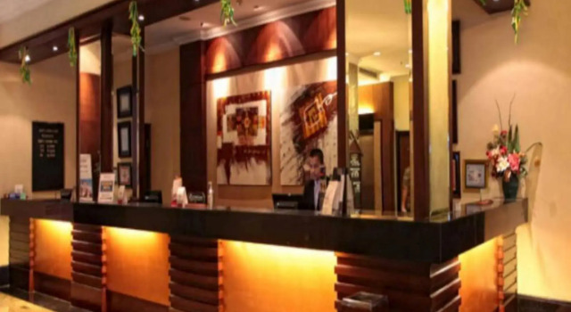 Grand Zuri Pekanbaru, Book Hotel Hotels in Pekanbaru with Parking, Parking