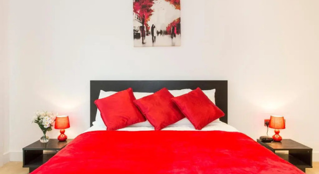 Апартаменты c 1 комнатой Lovely 1-Bed Flat near 02 Arena