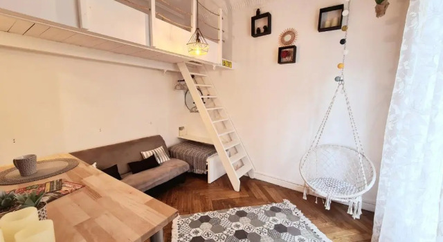F1 mezzanine centre ville Nice, 1 à 4 personnes, quartier Libération, Забронировать Апартаменты/квартира Отели Ниццы с парковкой, Парковка