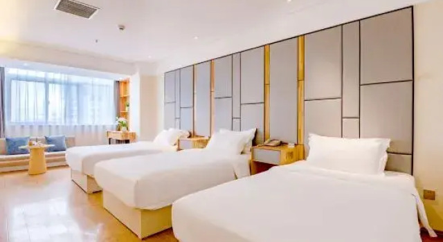 Трёхместный люкс Homeinn Hotel (Shanghai Ninth People's Hospital Fengcheng Branch)