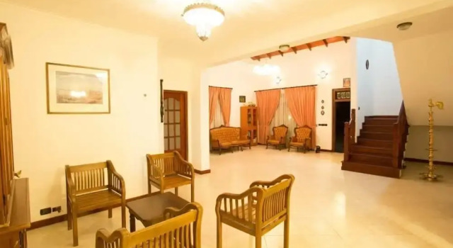 Kings Court Residency, Забронировать Курортный отель Канди 
