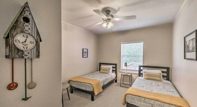 Коттедж Peaceful Alto Home w/ Deck ~ 12 Mi to Ski Apache!
