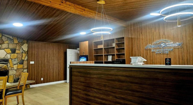 Tara Vista Inn, Book Mini-hotel Hoteller i Hinton med parkering, Parkering