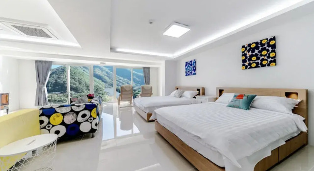 Miramonti Pool Villa Pension, Забронировать Вилла Коттеджи Buk-myeon, Коттедж