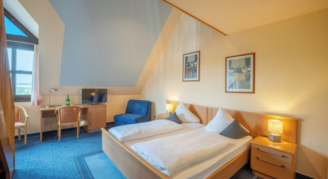 Четырёхместный номер Standard BurgStadt-Hotel