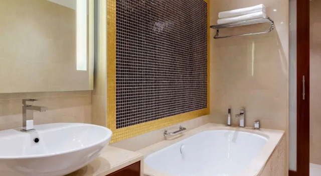 Двухместный полулюкс Grand Hotel Vilnius, Curio Collection by Hilton