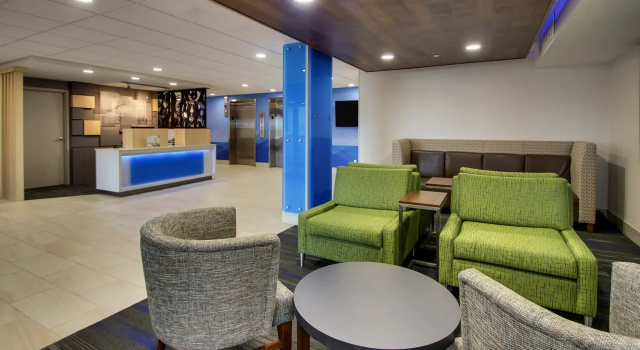 Holiday Inn Express Atlantic City W Pleasantville by IHG, Забронировать Отель Отели Джерси-Шор с парковкой, Парковка