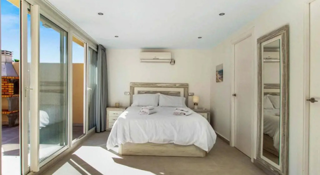 Duquesa Fairways 5000, Book Hotel Castillo de la Duquesa Andalusien
