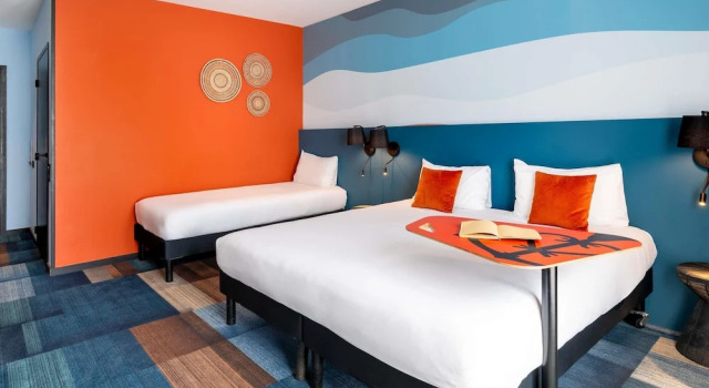 Трёхместный семейный номер Premium Ibis Styles Miramas