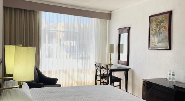 Четырёхместный номер Standard Hotel Arroyo de la Plata