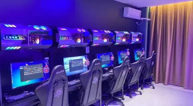 Кровать в общем номере Huihai E-Sports Hotel