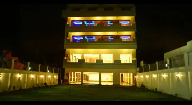 Royal Windsor Hotel, Rezervovat Hotel Kāthgodām Uttarakhand