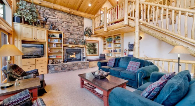 2046-menlo Manor 4 Bedroom Home by Redawning, Book Hotel 3-stjernede hoteller i Moonridge, 3*
