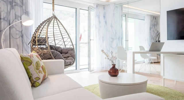 Полулюкс Deluxe Neuro Campus Hotel by CERENEO PREVENTION