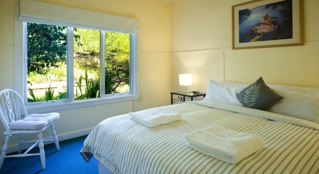 The Apple Tree, Book Vacation Home SPA Hotels in Victoria, SPA