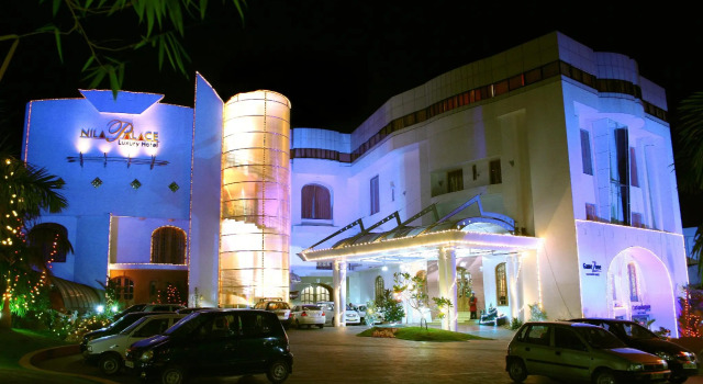 Nila Palace, Забронировать Отель Коллам штат Керала