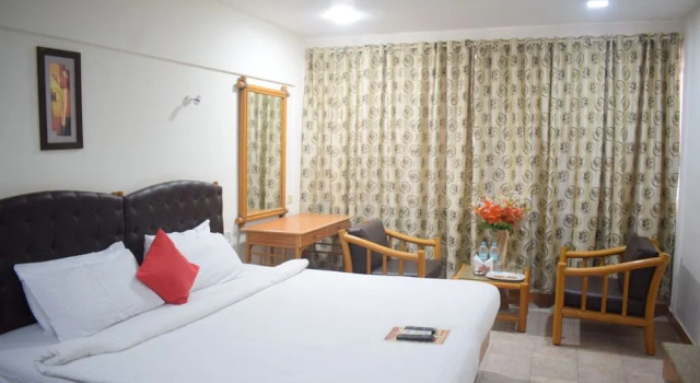 Hotel Greenland Delsol, Забронировать Отель Отели штата Махараштры 3 звезды, 3*