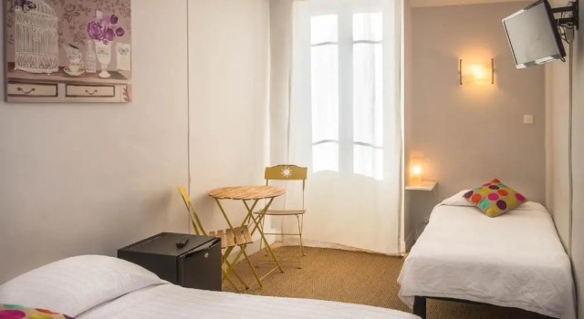 Трёхместный номер Standard Hotel Solara