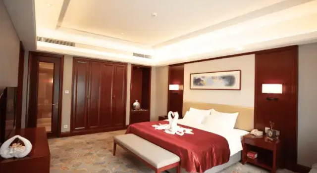 Люкс Baohua Mountain Jinlong International Hotel