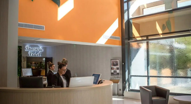 Hôtel & Spa Vatel, Rezerwuj Ośrodek wypoczynkowy Nimes Gard