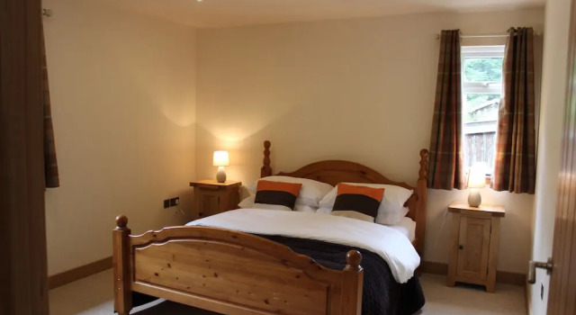 Loch Ness Highland Cottages, Забронировать Дом для отпуска Инвермористон Лох-Несс