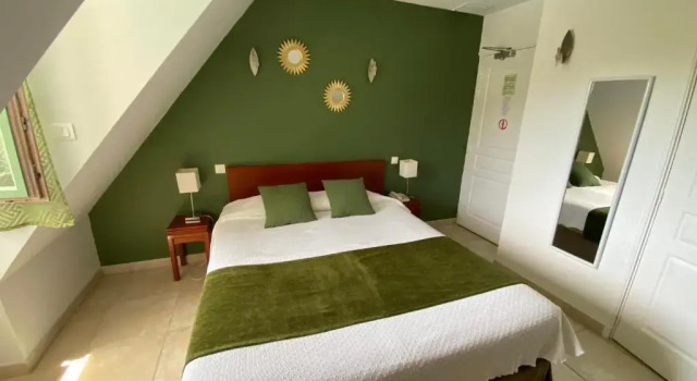 Двухместный номер Comfort Hôtel Bon Encontre