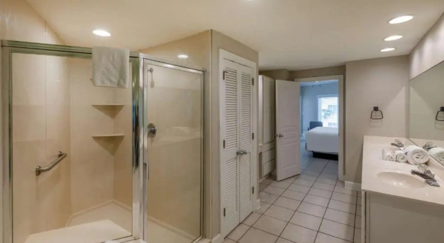 Двухместные апартаменты с 2 комнатами с видом на океан Palm Beach Resort Orange Beach a Ramada by Wyndham
