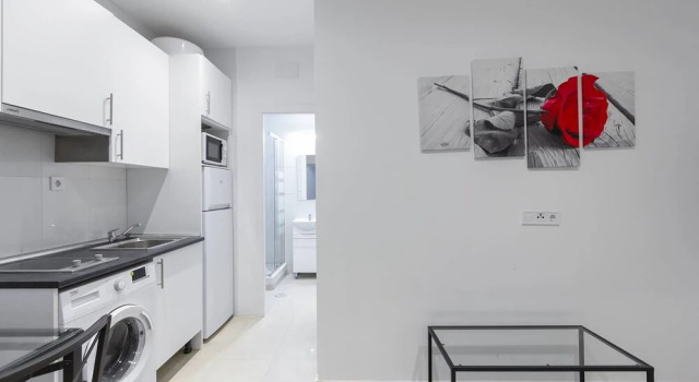 Apartamento exterior en bajos cercano al parque Olof Palme AP1