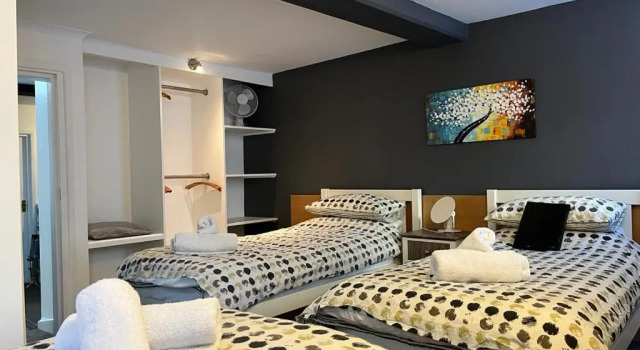 Трёхместный номер Standard Цокольный этаж St Georges Guest House