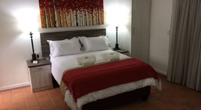 Loerie Gastehuis, Reservar Hotel Hotéis em Pretoria com piscina, Piscina